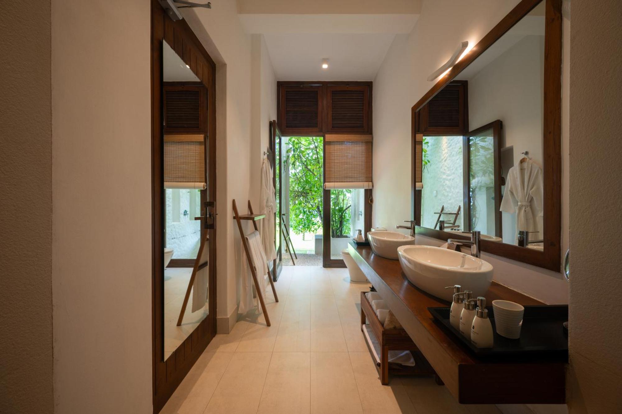 Kumu Beach Balapitiya Exterior foto